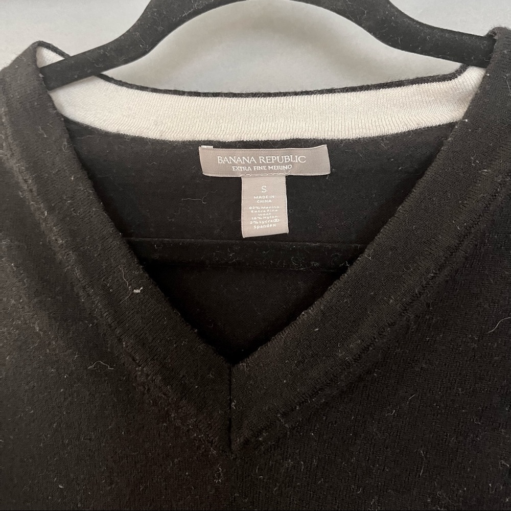 Banana Republic womens merino sweater black small - Picture 5 of 5